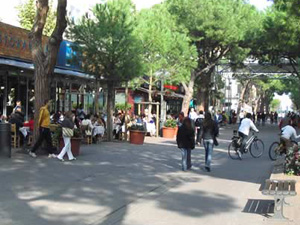 viale ceccarini riccione