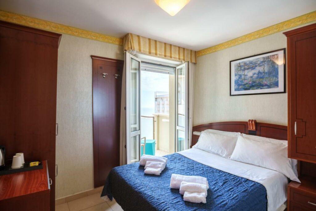 hôtel-rex-rimini-2