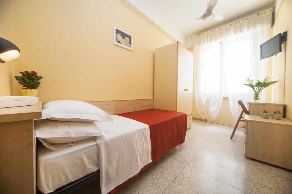 camera-hotel-festival