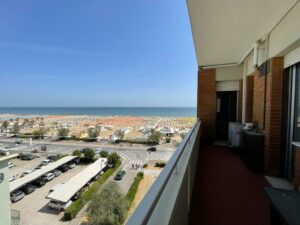 beach-front-rimini-balcone