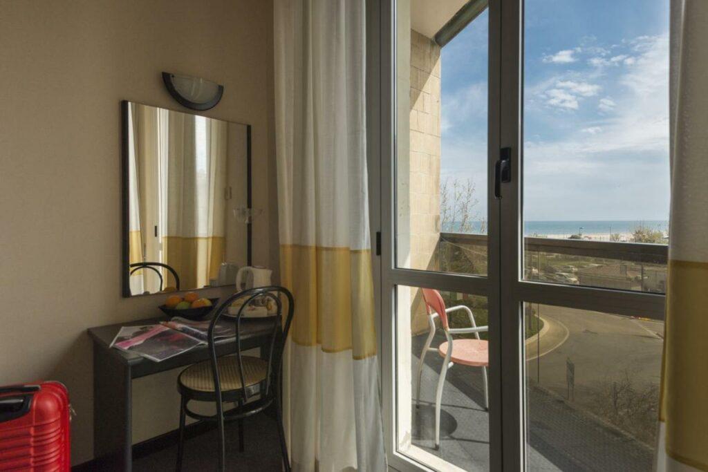 hotel-airone-marina-centro-rimini-4