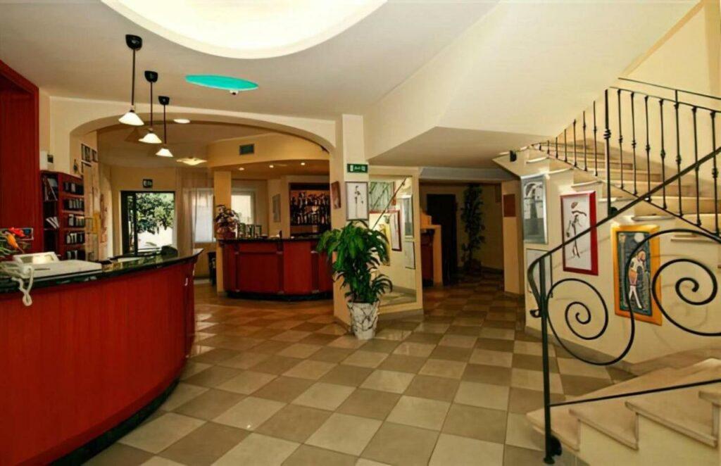 hotelbenhur-rimini-hall