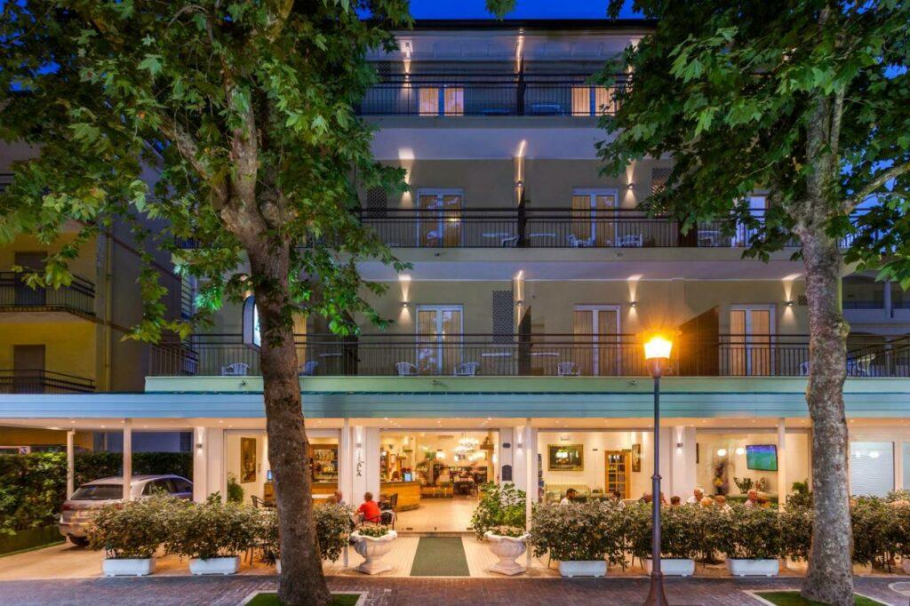 hotel-ala-riccione-1