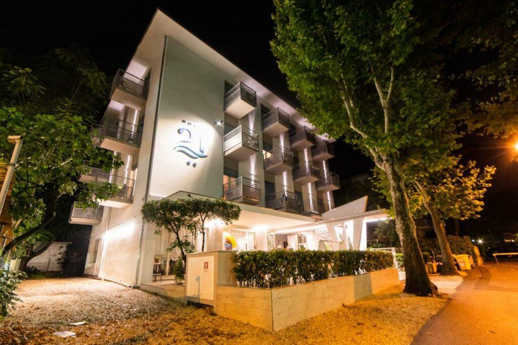 hotel21riccione-1