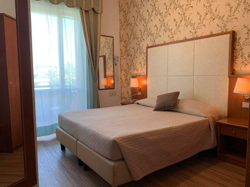 hotelapollo-viserbella3