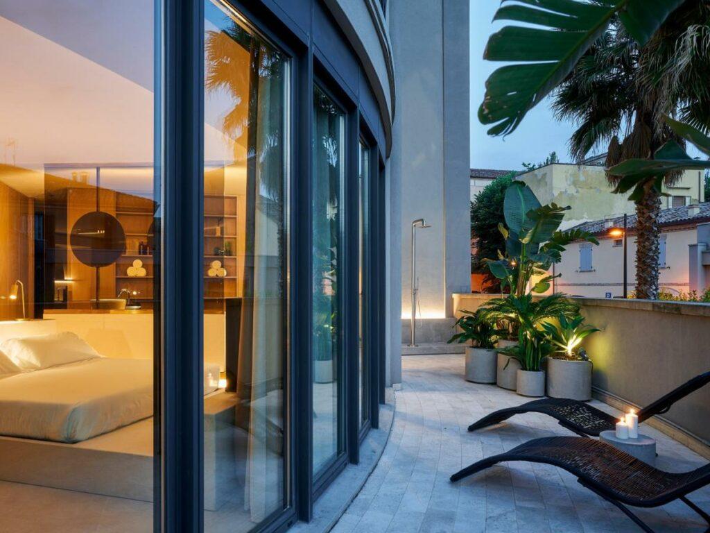 hotel-lusso-cattolica-le-residenze-by-victoria-palace-5