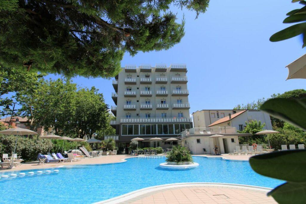 speciale-hotel-duca-di-kent-cesenatico-1