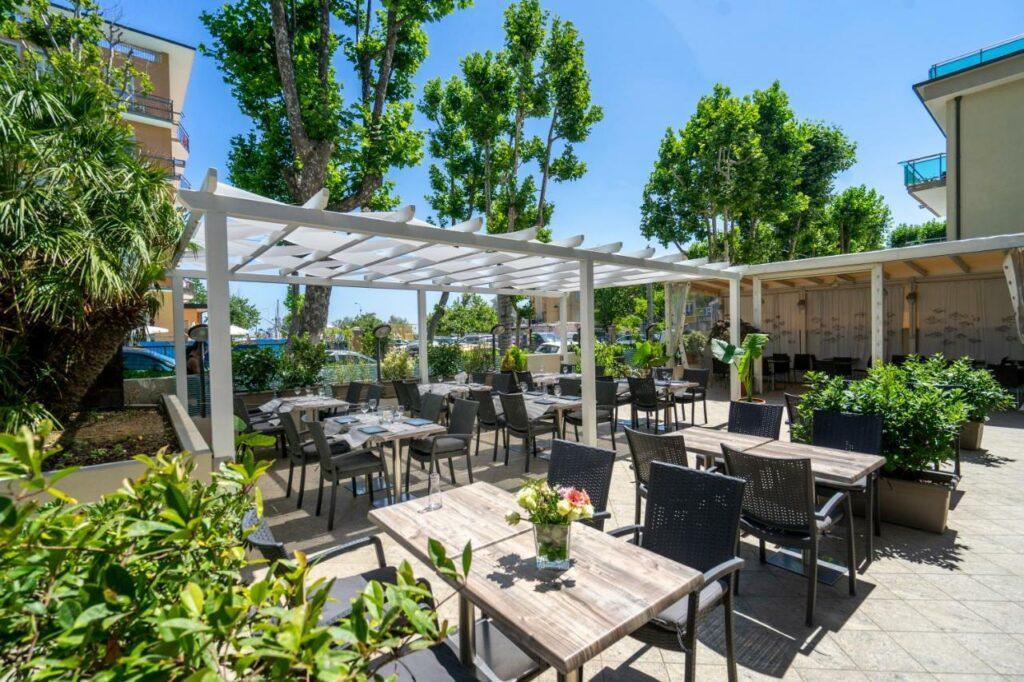 specialhotel-hotel-crystal-marina-centre-6