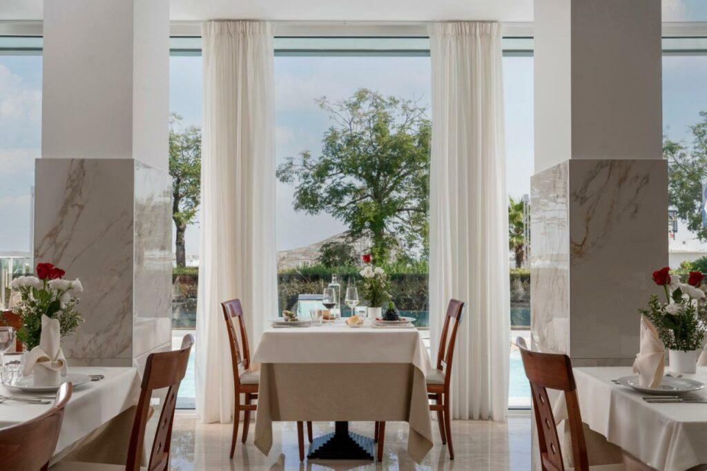 Hotel Ascot