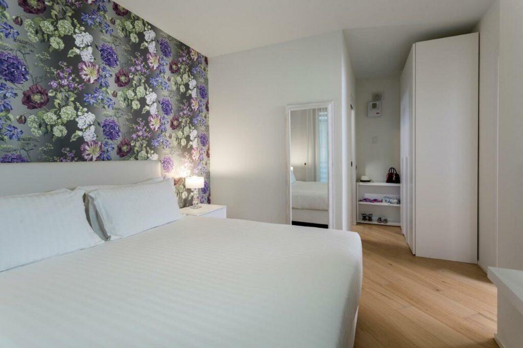 Embassy Aparthotel