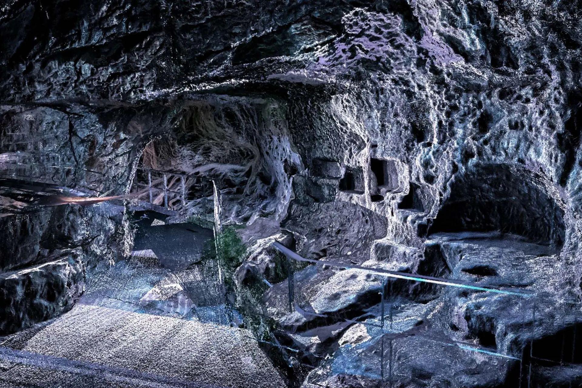 Grotta del Re Tiberio: un viaggio nel cuore della Vena del Gesso Romagnola