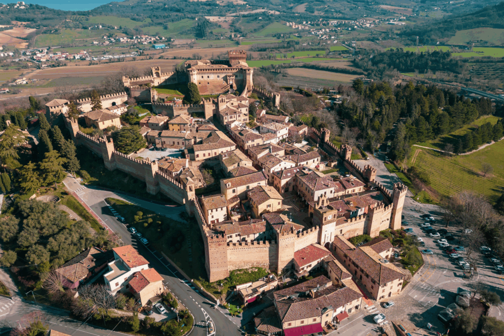 Day trip from Rimini to Gradara: a journey through history, legends and landscapes