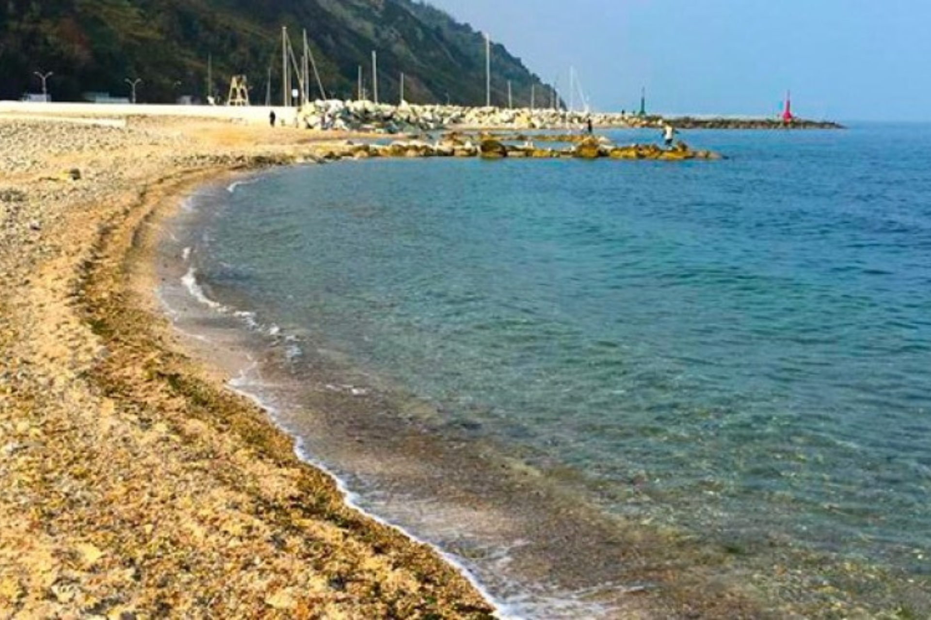 Da Cattolica a Gabicce e Vallugola: una gita tra mare, panorami e relax